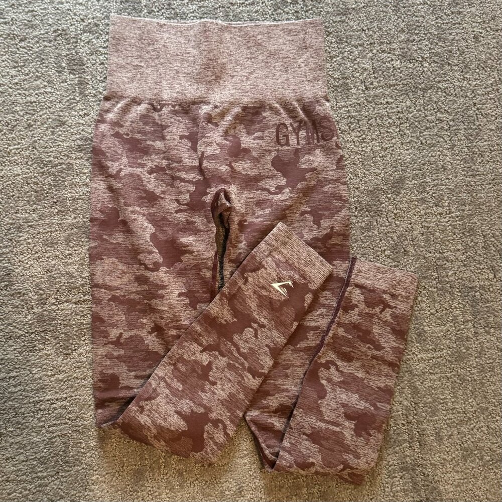 Gymshark Adapt Camo Seamless Leggings Berry XS